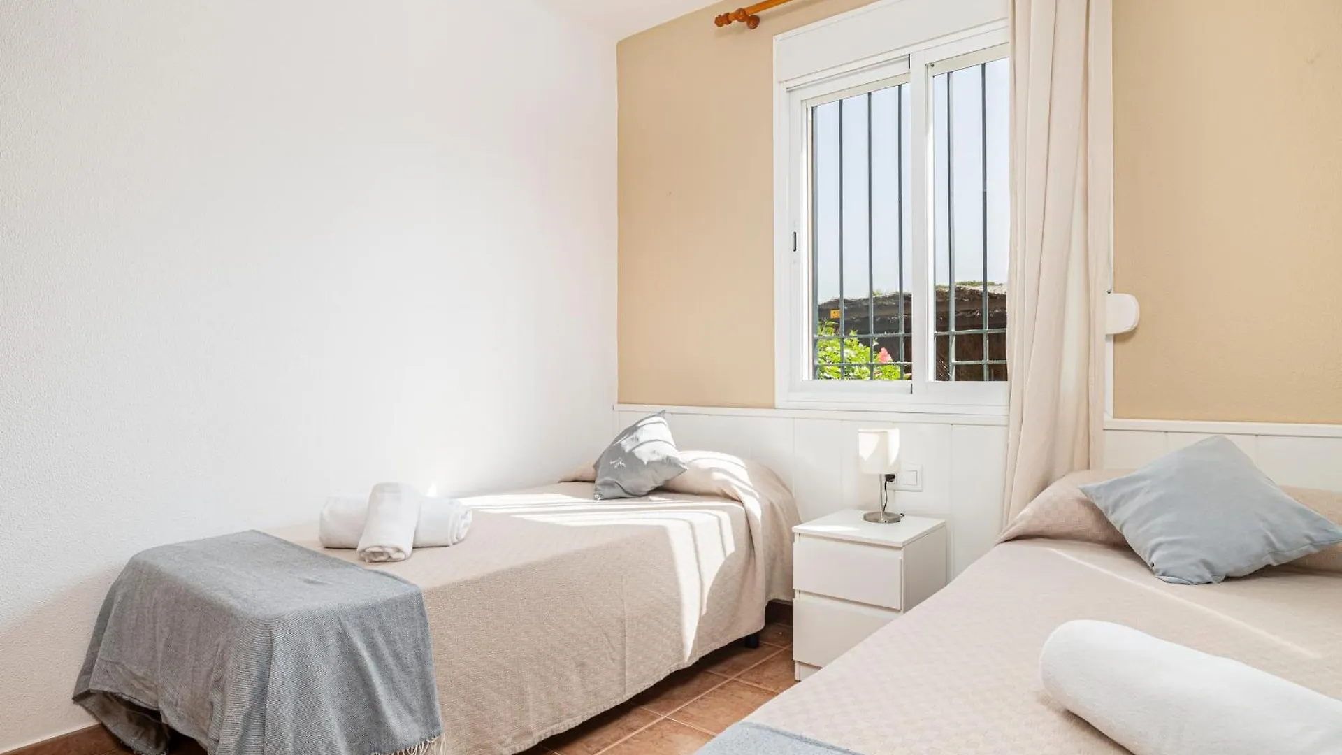 Jardin Del Golf Apartamento Con Jardin Privado Apartment Chiclana de la Frontera